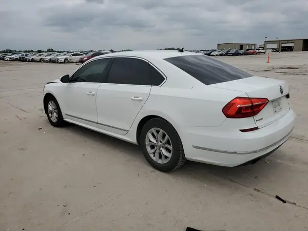 1VWAT7A37GC022161 2016 VOLKSWAGEN PASSAT - Image 2