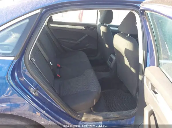 1VWAT7A37GC031247 2016 VOLKSWAGEN PASSAT - Image 8