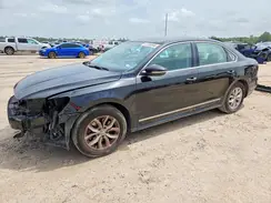 1VWAT7A37GC038750 2016 VOLKSWAGEN PASSAT
