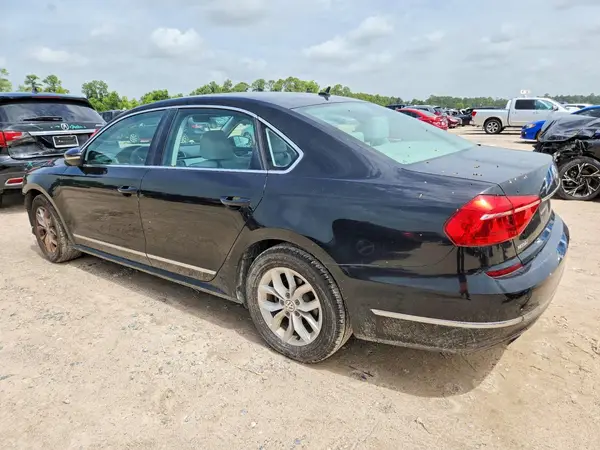 1VWAT7A37GC038750 2016 VOLKSWAGEN PASSAT - Image 2