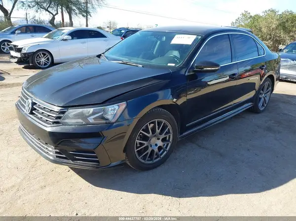 1VWAT7A37GC041938 2016 VOLKSWAGEN PASSAT - Image 2