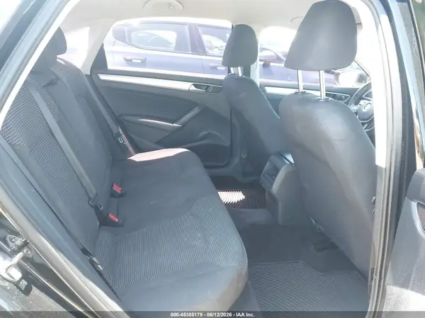 1VWAT7A37GC042636 2016 VOLKSWAGEN PASSAT - Image 8