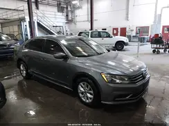 1VWAT7A37GC045164 2016 VOLKSWAGEN PASSAT
