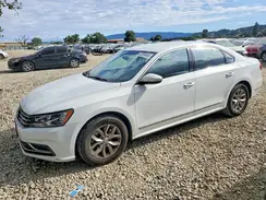 1VWAT7A37GC051451 2016 VOLKSWAGEN PASSAT