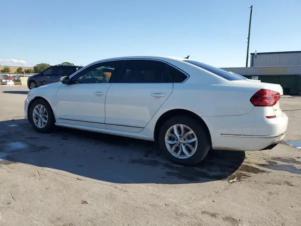 1VWAT7A37GC058884 2016 VOLKSWAGEN PASSAT - Image 2