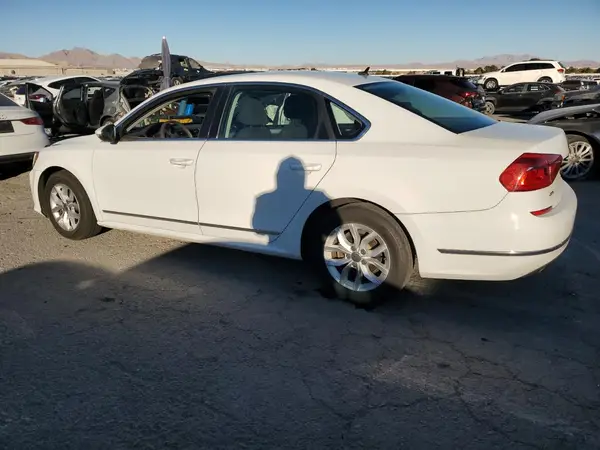 1VWAT7A37GC059646 2016 VOLKSWAGEN PASSAT - Image 2