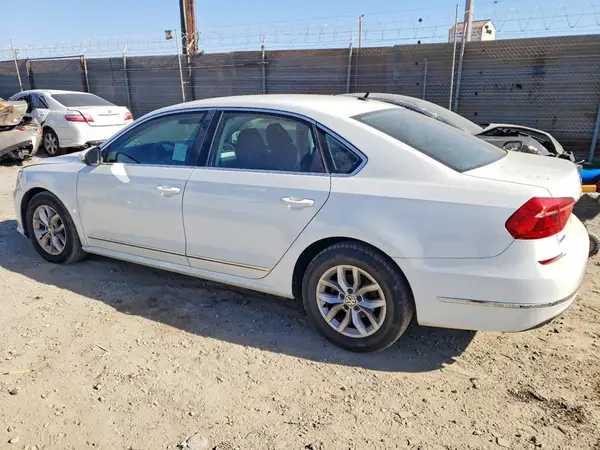 1VWAT7A37GC061459 2016 VOLKSWAGEN PASSAT - Image 2