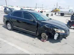 1VWAT7A37GC067696 2016 VOLKSWAGEN PASSAT