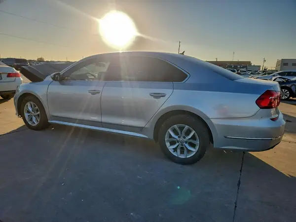 1VWAT7A37GC069108 2016 VOLKSWAGEN PASSAT - Image 2