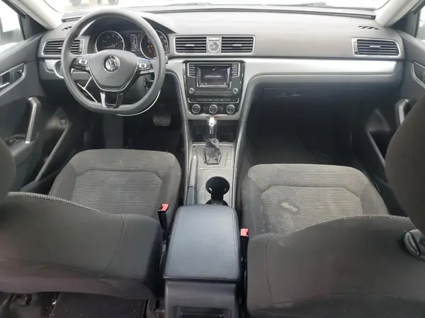 1VWAT7A37HC003482 2017 VOLKSWAGEN PASSAT - Image 8
