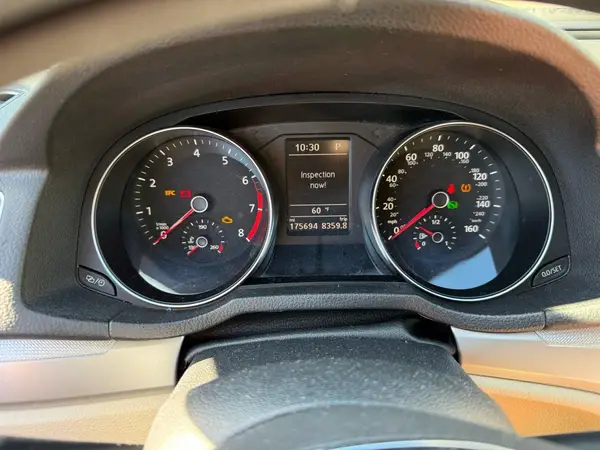 1VWAT7A37HC003790 2017 VOLKSWAGEN PASSAT - Image 8
