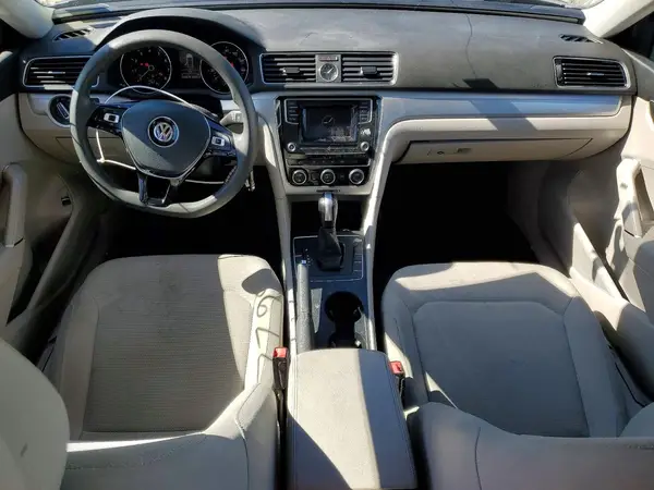 1VWAT7A37HC006379 2017 VOLKSWAGEN PASSAT - Image 8
