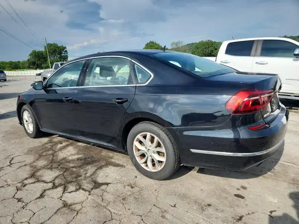 1VWAT7A37HC007919 2017 VOLKSWAGEN PASSAT - Image 2