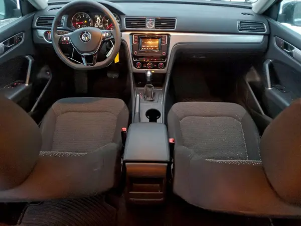1VWAT7A37HC015521 2017 VOLKSWAGEN PASSAT - Image 8