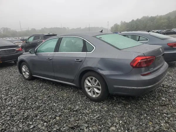 1VWAT7A37HC019956 2017 VOLKSWAGEN PASSAT - Image 2