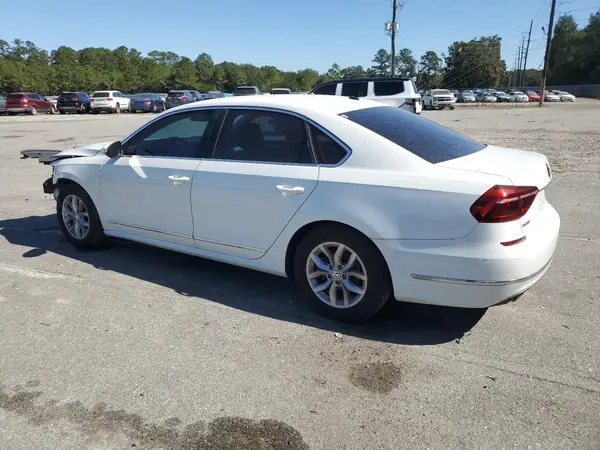 1VWAT7A37HC031489 2017 VOLKSWAGEN PASSAT - Image 2