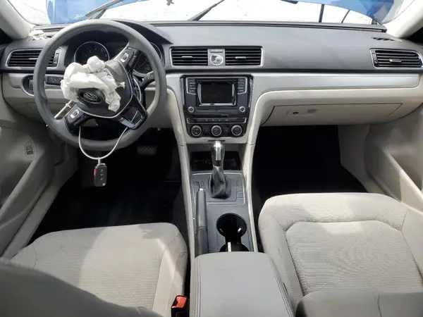 1VWAT7A37HC050253 2017 VOLKSWAGEN PASSAT - Image 8