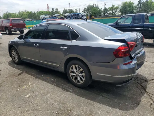 1VWAT7A37HC053296 2017 VOLKSWAGEN PASSAT - Image 2