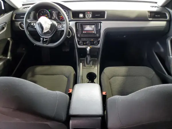 1VWAT7A37HC072558 2017 VOLKSWAGEN PASSAT - Image 8
