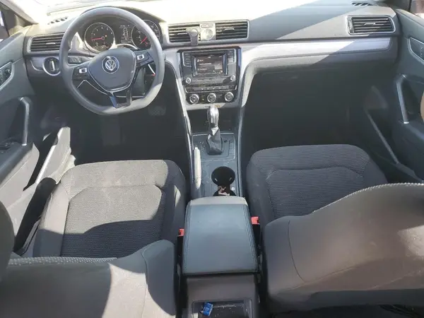 1VWAT7A37HC079252 2017 VOLKSWAGEN PASSAT - Image 8