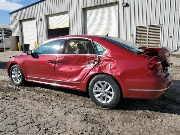 1VWAT7A37HC085844 2017 VOLKSWAGEN PASSAT - Image 2