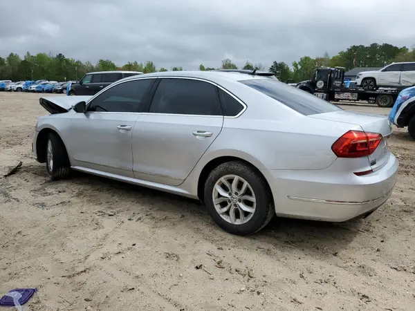 1VWAT7A38GC007670 2016 VOLKSWAGEN PASSAT - Image 2