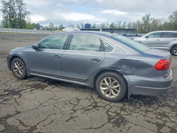 1VWAT7A38GC019625 2016 VOLKSWAGEN PASSAT - Image 2