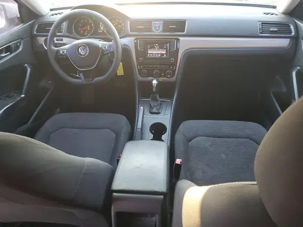 1VWAT7A38GC025005 2016 VOLKSWAGEN PASSAT - Image 8