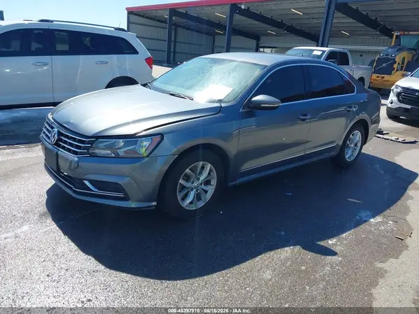 1VWAT7A38GC025215 2016 VOLKSWAGEN PASSAT - Image 2