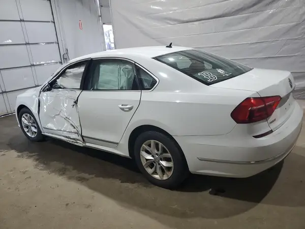 1VWAT7A38GC031676 2016 VOLKSWAGEN PASSAT - Image 2