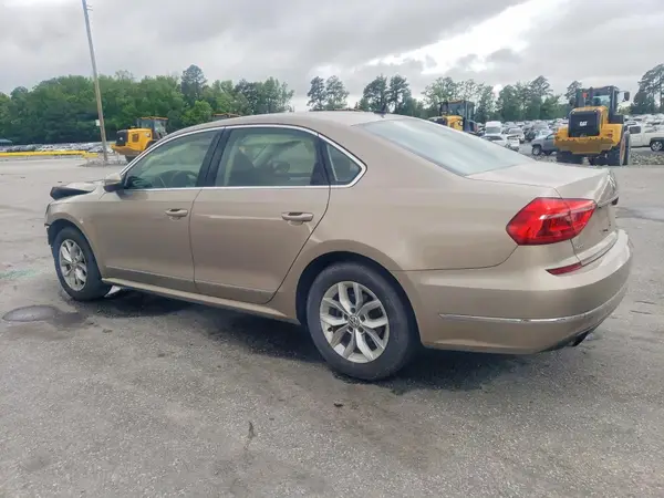 1VWAT7A38GC036196 2016 VOLKSWAGEN PASSAT - Image 2