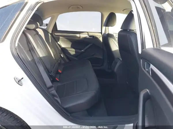 1VWAT7A38GC040619 2016 VOLKSWAGEN PASSAT - Image 8