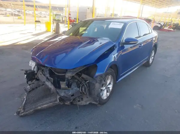 1VWAT7A38GC051460 2016 VOLKSWAGEN PASSAT - Image 2