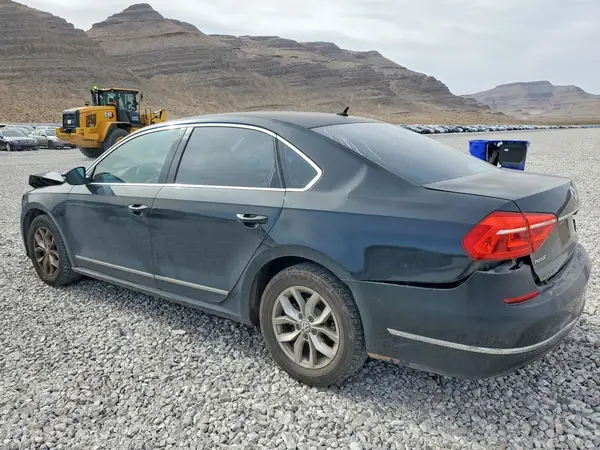 1VWAT7A38GC054410 2016 VOLKSWAGEN PASSAT - Image 2