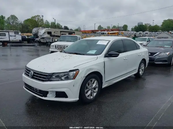 1VWAT7A38GC056495 2016 VOLKSWAGEN PASSAT - Image 2