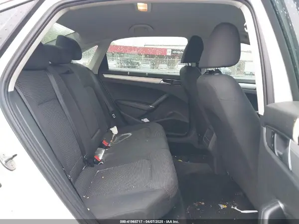 1VWAT7A38GC056495 2016 VOLKSWAGEN PASSAT - Image 8