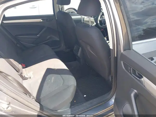 1VWAT7A38GC060854 2016 VOLKSWAGEN PASSAT - Image 8