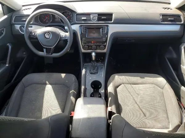 1VWAT7A38HC005113 2017 VOLKSWAGEN PASSAT - Image 8