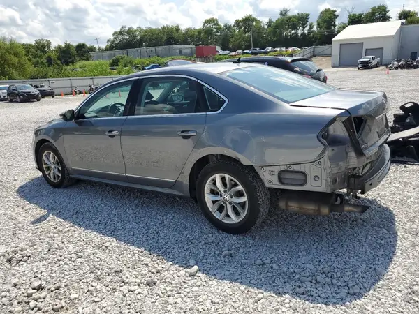 1VWAT7A38HC006343 2017 VOLKSWAGEN PASSAT - Image 2