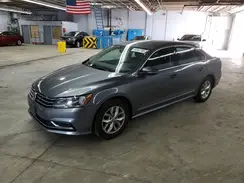 1VWAT7A38HC006830 2017 VOLKSWAGEN PASSAT
