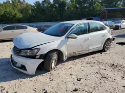 1VWAT7A38HC031338 2017 VOLKSWAGEN PASSAT