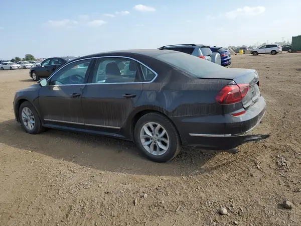 1VWAT7A38HC034241 2017 VOLKSWAGEN PASSAT - Image 2