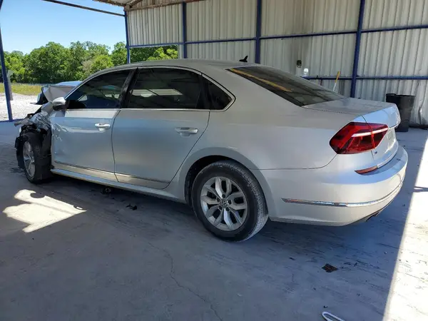 1VWAT7A38HC042632 2017 VOLKSWAGEN PASSAT - Image 2