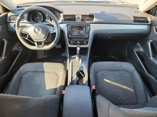1VWAT7A38HC054750 2017 VOLKSWAGEN PASSAT - Image 8