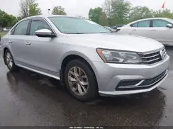 1VWAT7A38HC064419 2017 VOLKSWAGEN PASSAT