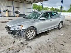 1VWAT7A38HC072701 2017 VOLKSWAGEN PASSAT