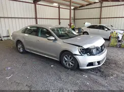 1VWAT7A38HC078417 2017 VOLKSWAGEN PASSAT