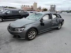 1VWAT7A38HC086243 2017 VOLKSWAGEN PASSAT