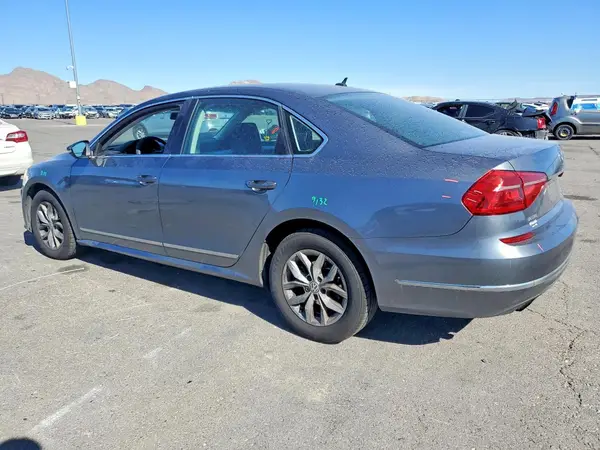 1VWAT7A39GC003806 2016 VOLKSWAGEN PASSAT - Image 2