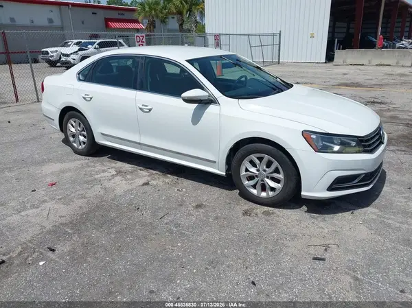 1VWAT7A39GC010187 2016 VOLKSWAGEN PASSAT - Image 1